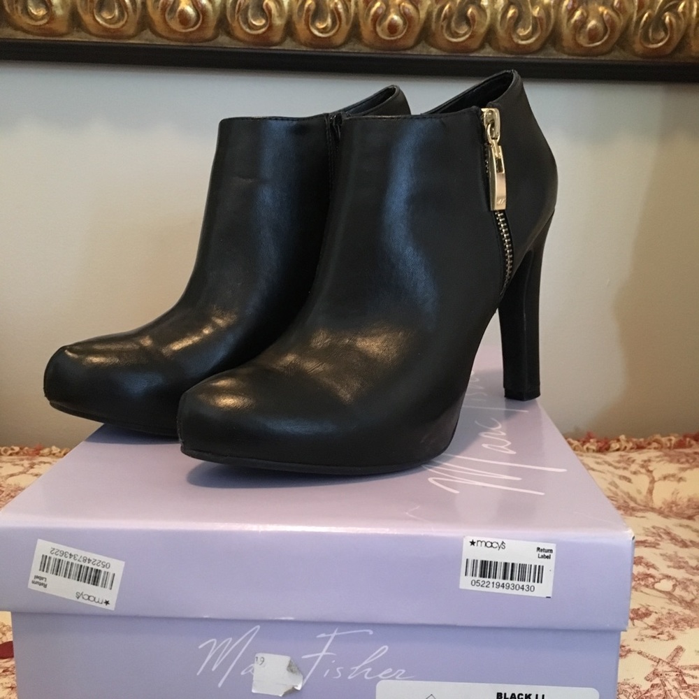 Marc Fisher bootie